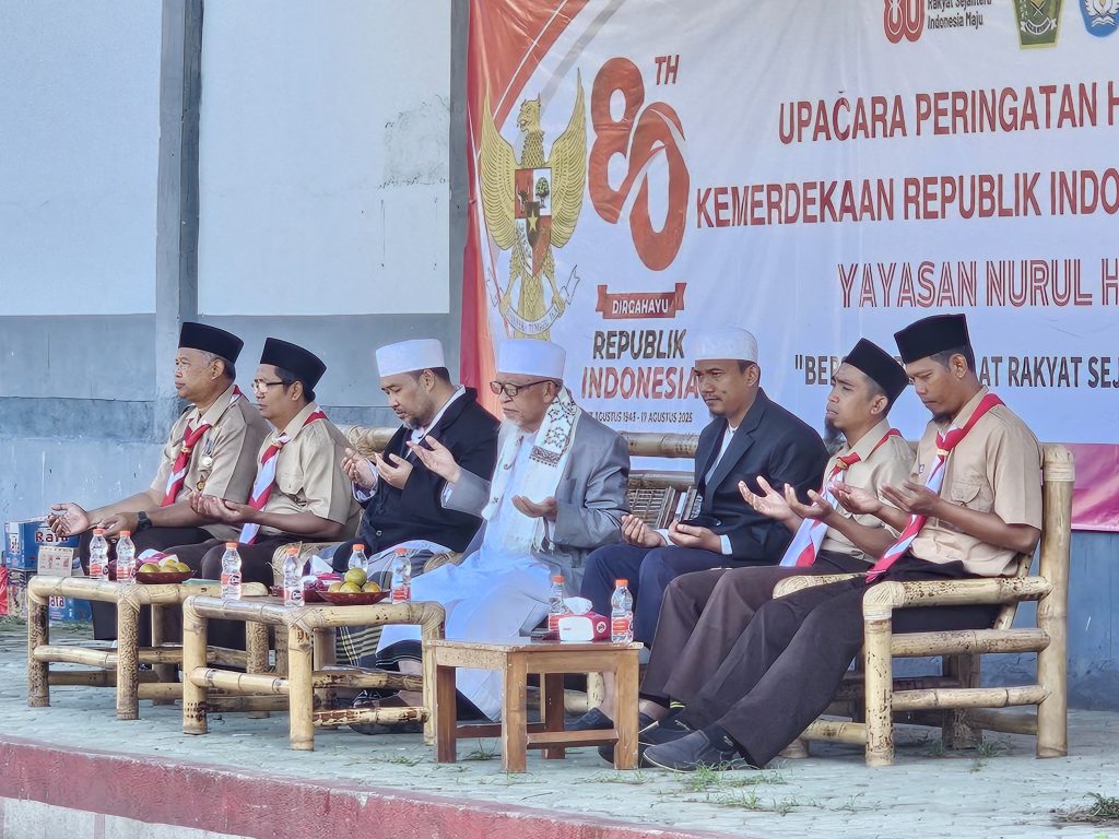 Upacara Peringatan HUT RI Ke-80 di Ponpes Nurul Hakim